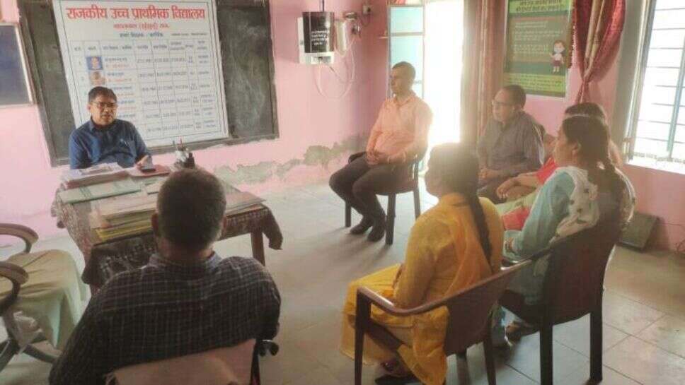मुख्य ब्लांक शिक्षा अधिकारी ने किया विभिन्न विद्यालयों का निरीक्षण