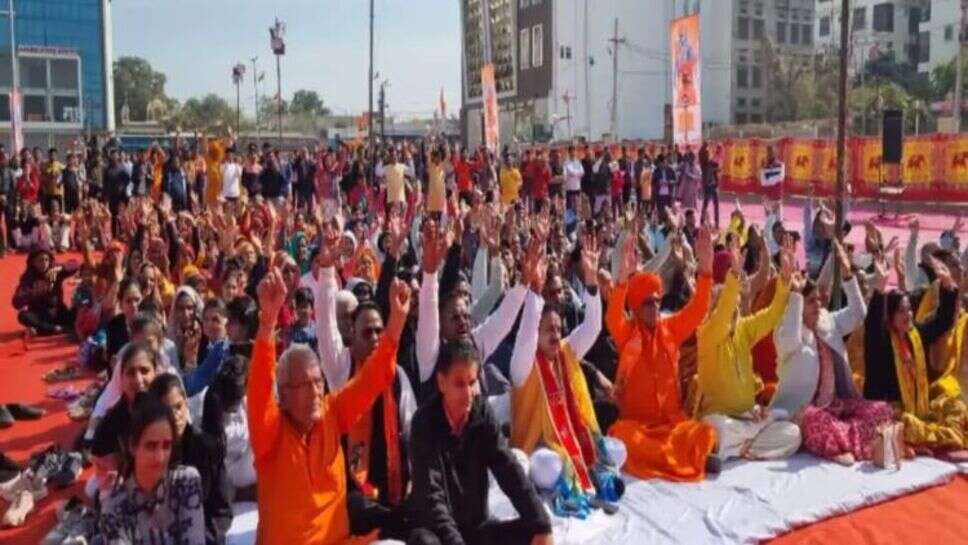 रामलला प्राण-प्रतिष्ठा का कार्यक्रम संपन्न होते ही सीकर शहर में फूटे पटाखे