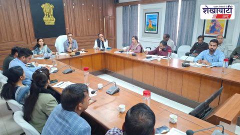 Sikar News : राजस्थान सम्पर्क पर 30 दिन से अधिक शिकायत लंबित नहीं न रहे : जिला कलेक्टर