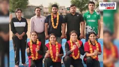 Grand Welcome for Players Returning from the All India University Taekwondo Championship