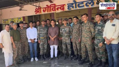 MP Rahul Kaswan meeting 22 Jat Regiment team in Churu