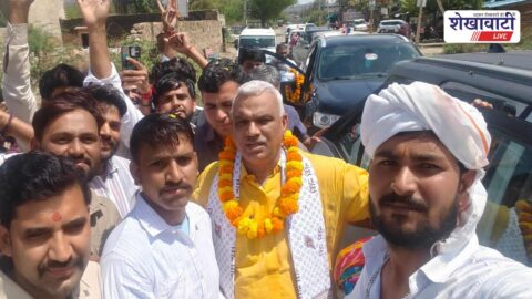 Jawahar Singh Bedham welcomed by BJP workers in Chapoli