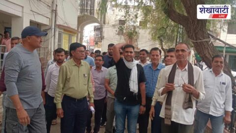 Teachers protest Ratangarh summer vacation cut memorandum SDM office