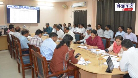 Churu News : जनगणना-2027, पेयजल और योजनाओं पर कलेक्टर सख्त, समयबद्ध काम के निर्देश