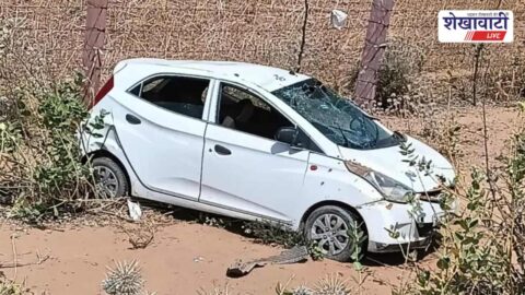 Car accident after tyre burst on Churu mega highway roadside