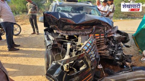 Car crashes into hotel wall on Gudha Road Jhunjhunu