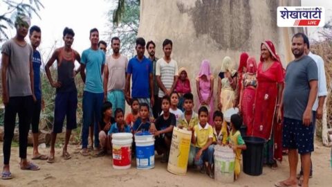 Villagers carrying water pots amid water crisis in Kakaria village