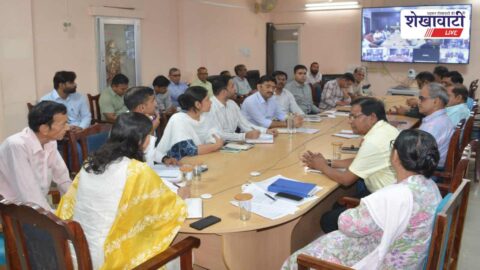 ADM Arpita Soni hearing public complaints in Churu camp
