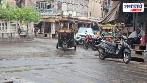 Dust storm and light rain bring relief in Ratangarh area