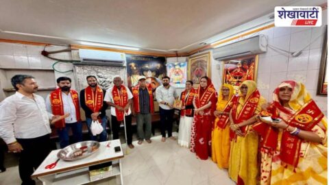 Judicial magistrate offering prayers at Salasar Balaji temple Rajasthan