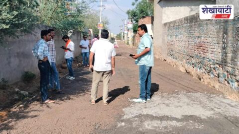 Residents protesting road construction without drainage space Jhunjhunu locality