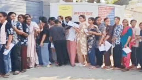 Candidates appearing for laboratory assistant exam at Jhunjhunu center