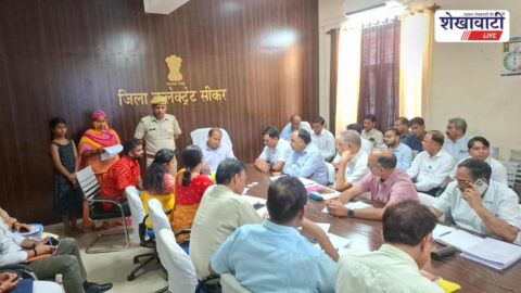 Sikar revenue team investigating inheritance mutation case in village Jerathi