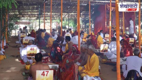 Devotees performing rituals during Shri Ram Mahayagya at Jalpali Dham