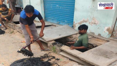 Drain cleaning work underway in Sikar before monsoon season