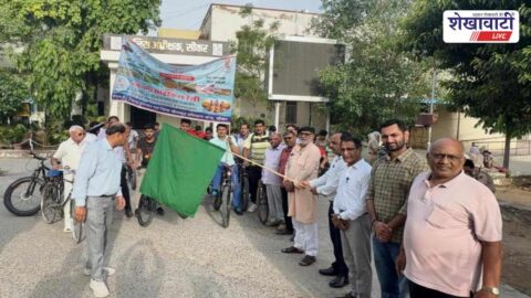 Participants in Vande Ganga cycle rally promoting water conservation