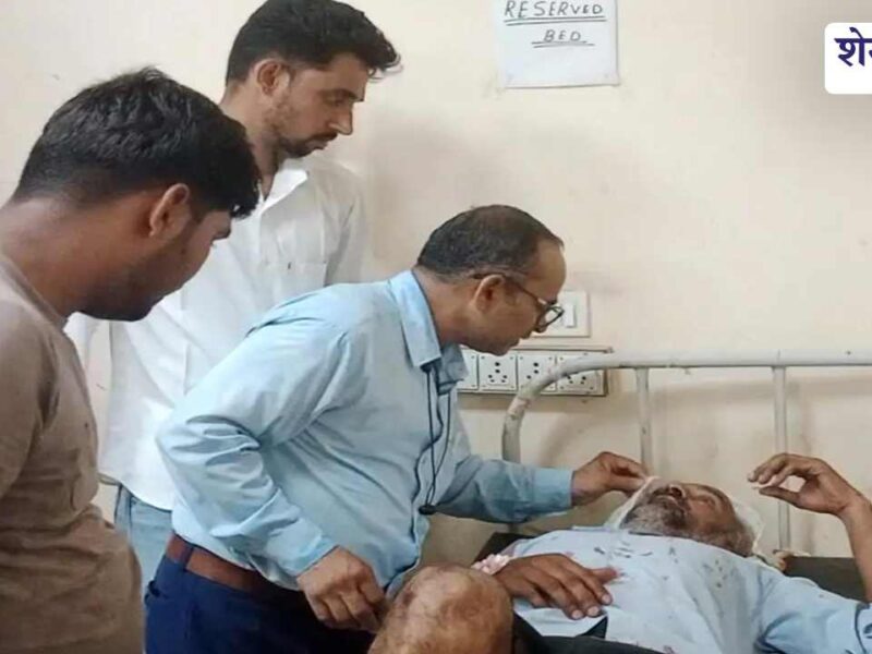 चलती बाइक पर अचानक आ गिरा सांड, किसान गंभीर घायल; पत्नी-बेटी बचीं