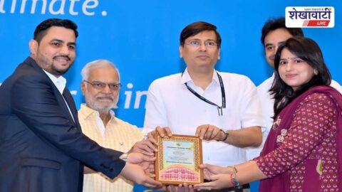 Anita Sharma receiving REECC Environment Award 2026 in Jaipur
