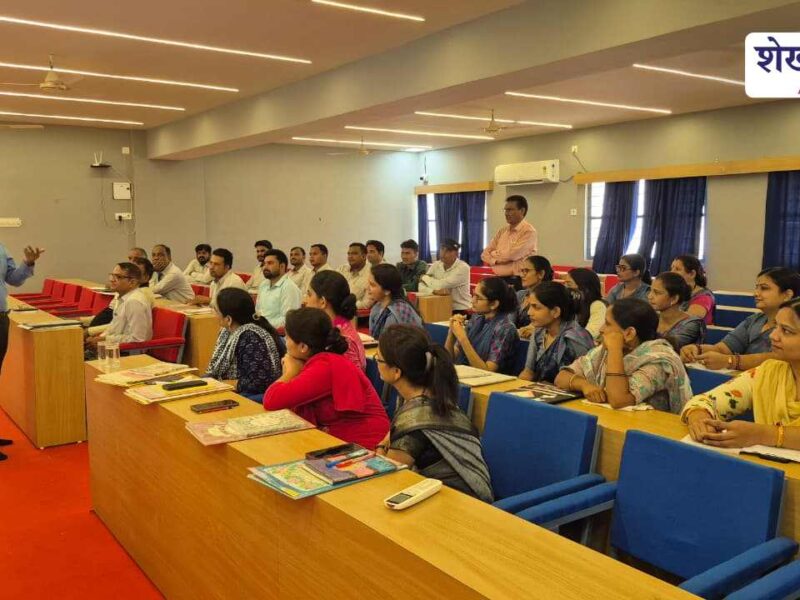 Teachers attend classroom management workshop at Bagad school