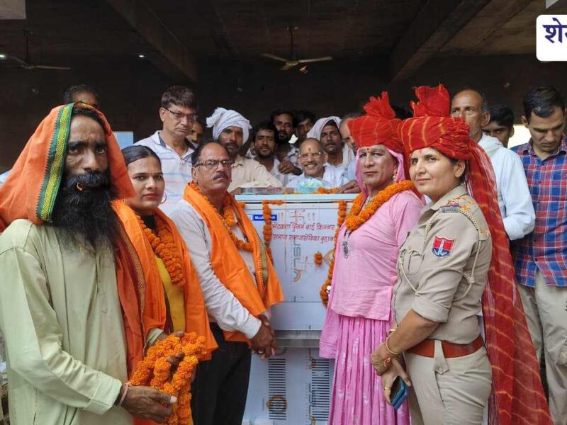 पाबूजी धाम देवरा में पंचकुंडीय हवन, जनसेवा के लिए वाटर कूलर भेंट