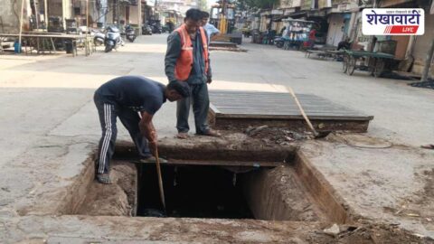 Drain cleaning work underway before monsoon in Sikar city