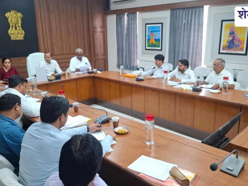 जल जीवन मिशन की समीक्षा, कलेक्टर बोले- हर घर तक जल्द पहुंचे नल का जल