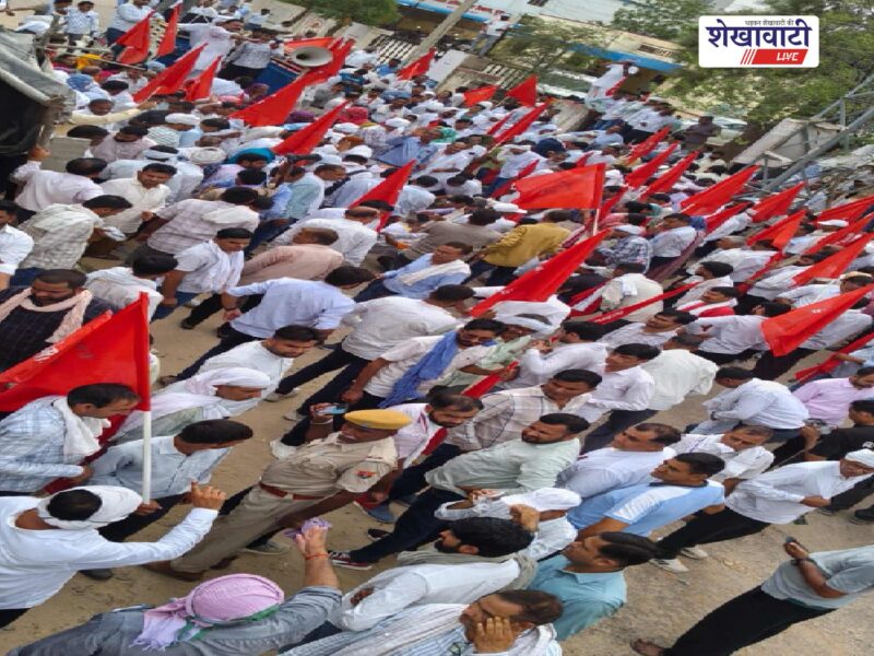 churu-teachers-protest-transfer-policy-education-minister-effigy-burnt