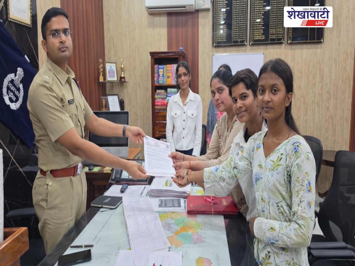 churu-students-submit-memorandum-sp-security-traffic-demand
