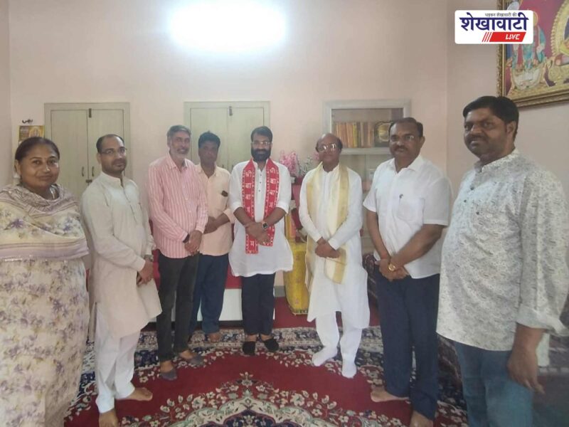 bjp-shyam-agarwal-visits-shri-panchdev-temple-jhunjhunu