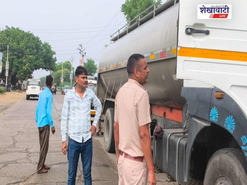 chirawa-aduka-stand-milk-tanker-tractor-trolley-accident-three-injured
