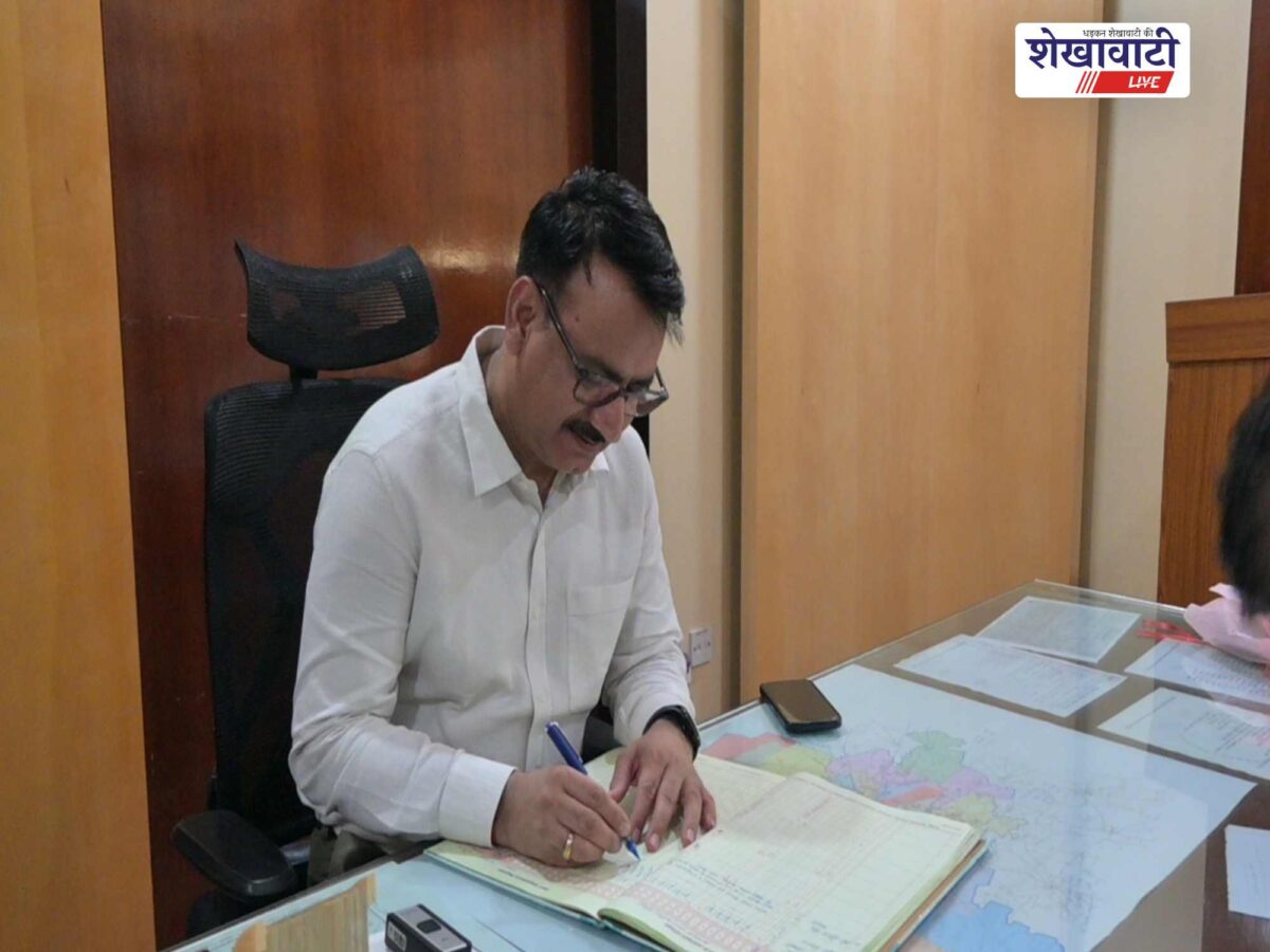 sikar-nagar-parishad-commissioner-surendra-singh-yadav-takes-charge