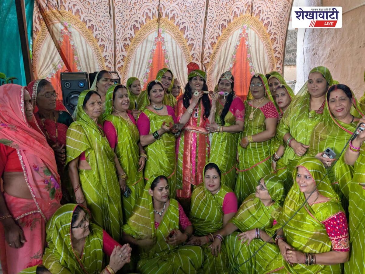 ratangarh-sawan-mahotsav-women-lahariya-saree