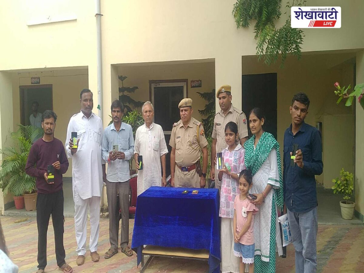 rajladesar-police-recovered-lost-mobile-phones-2-50-lakh