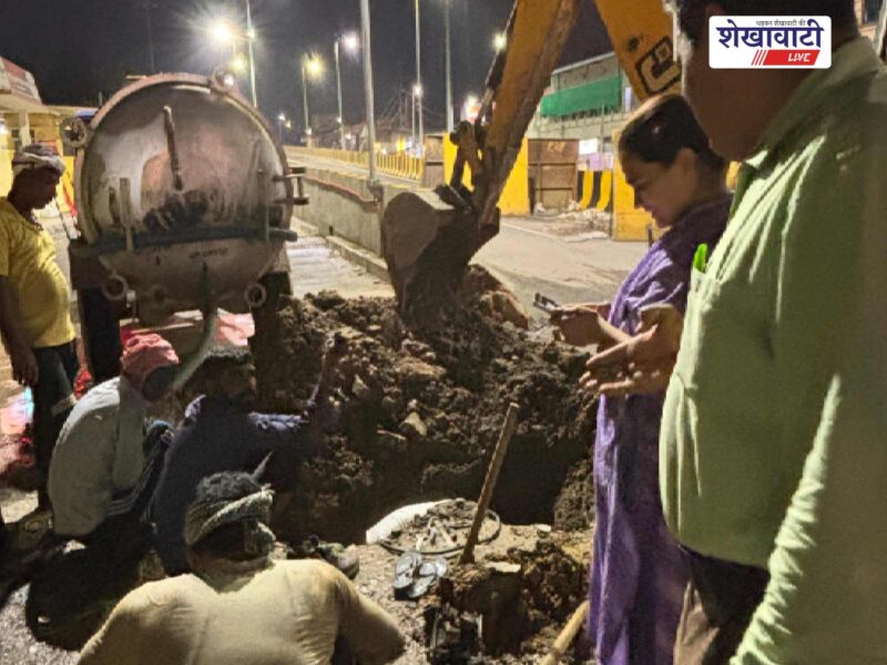 sikar-nawalgarh-road-water-pipeline-repair-night-work