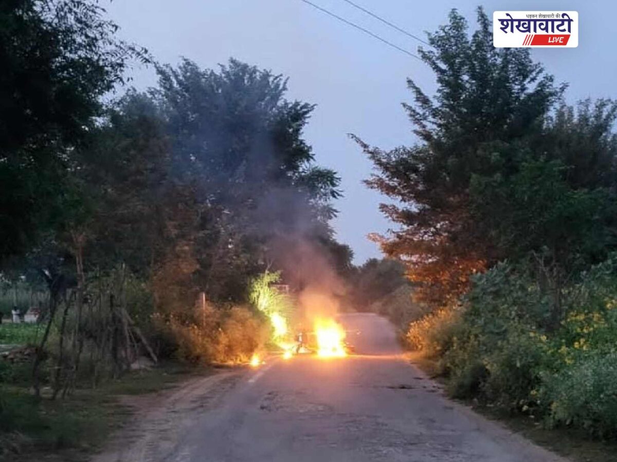 11kv-power-line-bike-fire-sikar-jajod-rider-escaped