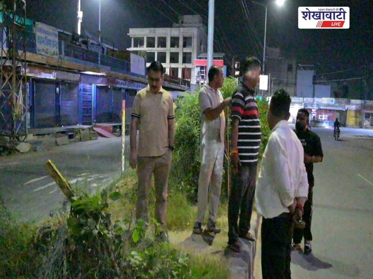 sikar-night-cleaning-inspection-municipal-council-commissioner