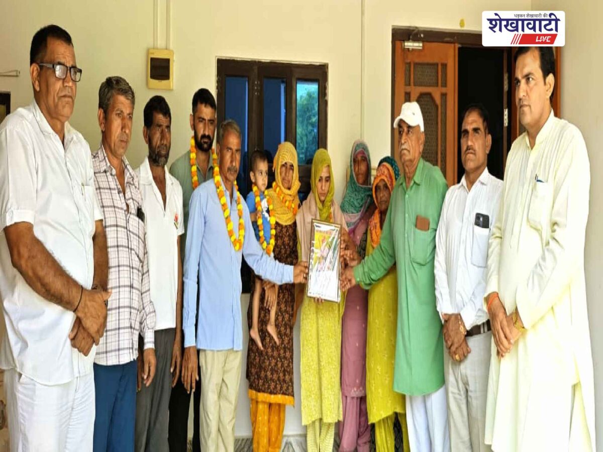 chirawa-national-jat-mahasangh-honours-martyr-kuldeep-diwach-family
