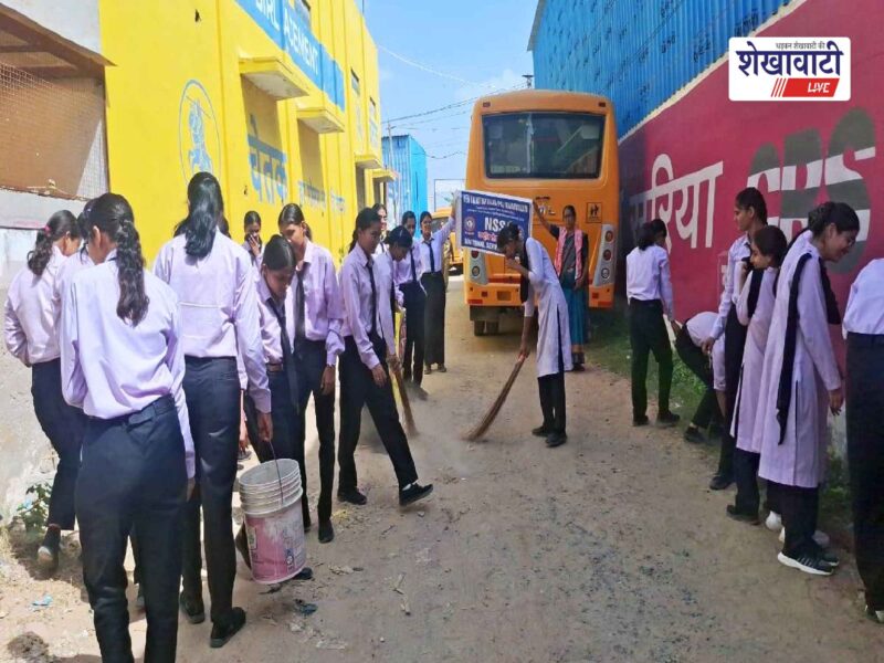 jhunjhunu-nss-girl-students-shramdaan-cleanliness-campaign
