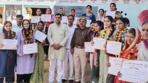 राष्ट्रीय जाट महासंघ द्वारा महिला दिवस पर सर्वसमाज की 21 महिलाओं को सम्मानित किया