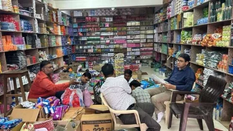 खाद्य सुरक्षा टीम ने की कार्रवाई, 10 नमूने लिये