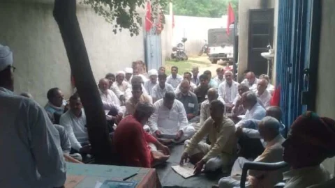 किसान महासभा का जिला सम्मेलन संपन्न, 31 सदस्यीय जिला कमेटी का हुआ चयन