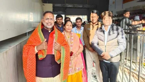 स्वतंत्र प्रभार राज्य मंत्री नागर ने बाबा श्याम के दरबार में लगाई हाजरी