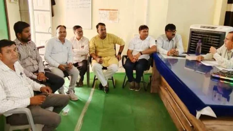 संभागीय आयुक्त व जिला कलेक्टर के निर्देशों पर शिक्षा विभाग सक्रिय