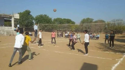 खेल-कूद प्रतियोगिता में खिलाड़ियों ने दिखाया अपना हुनर