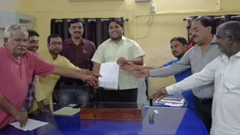 नियम विरूद्ध किए गए टैंडर की जांच एवं पारदर्शिता पूर्वक भुगतान करने की मांग