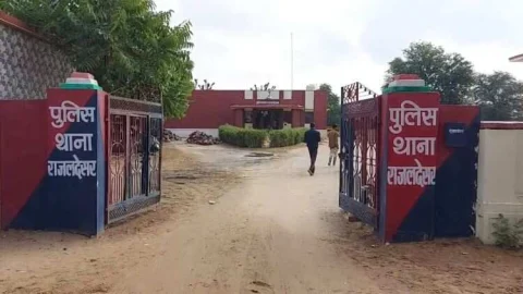 सामान लेने बाजार गई नाबालिग से गैंगरेप