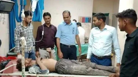 खेत जा रहे युवक को बाइक ने मारी टक्कर,हादसे में 3 लोग घायल