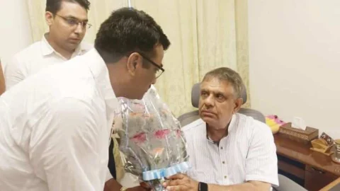 भाजपा नेता शेखावत मिले चिकित्सा मंत्री से