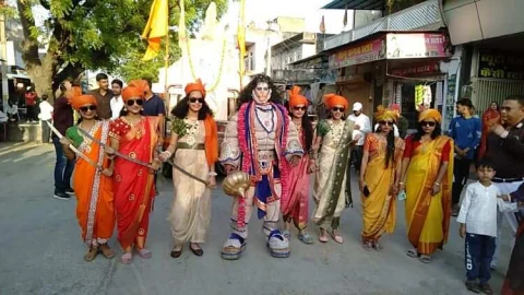 दांतारामगढ़ में निकाली विशाल भगवा शोभायात्रा