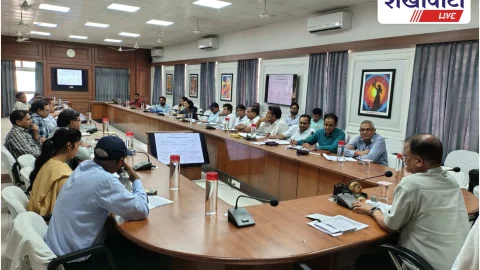 फ्लैगशिप योजनाओं में प्रदेश में पांचवां स्थान,कलेक्टर ने दिए सुधार के निर्देश